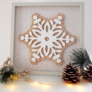 Holiday Wood Farmhouse Snowflake Winter Decor